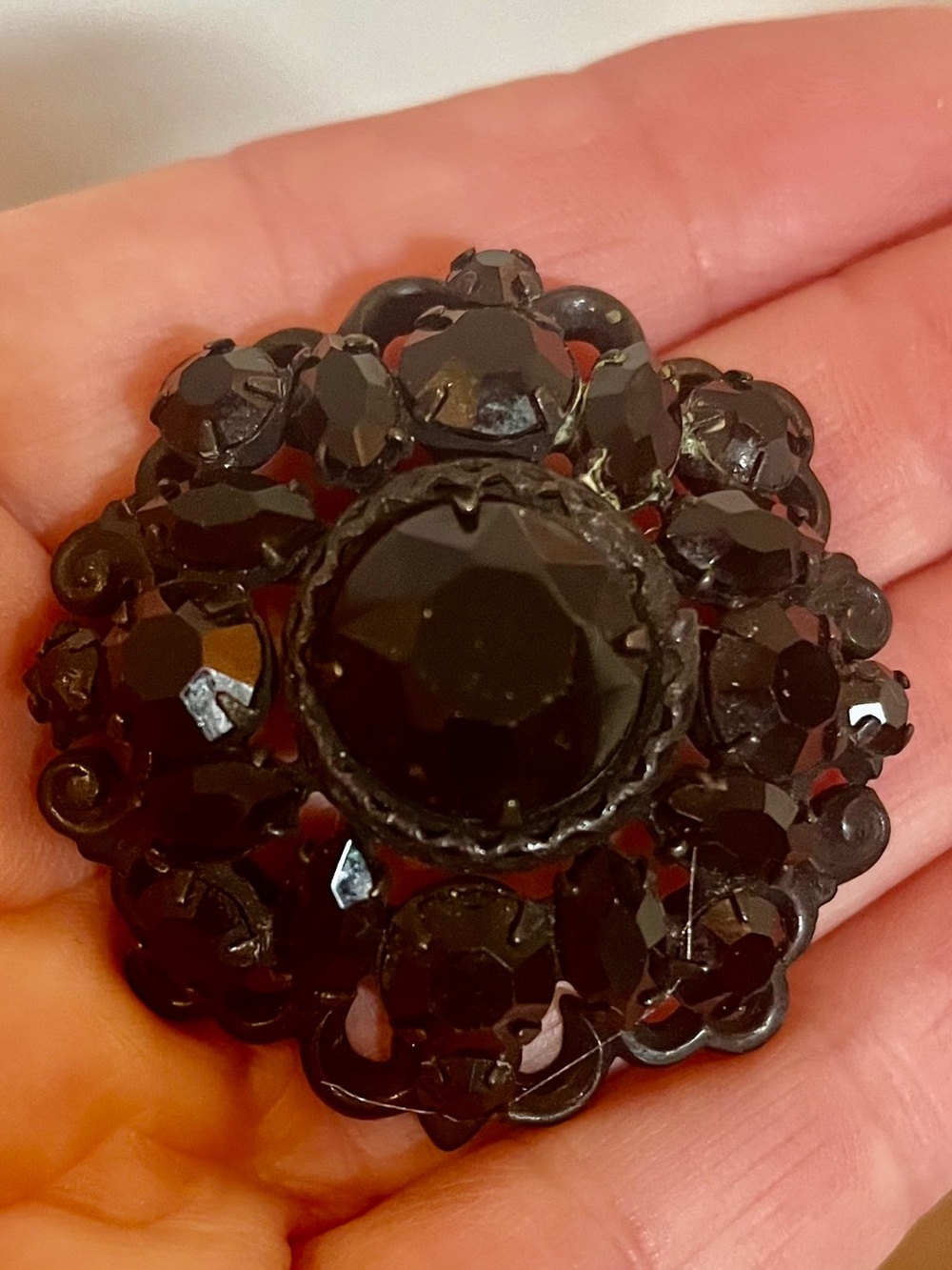 Regency signed black vintage dome brooch pin